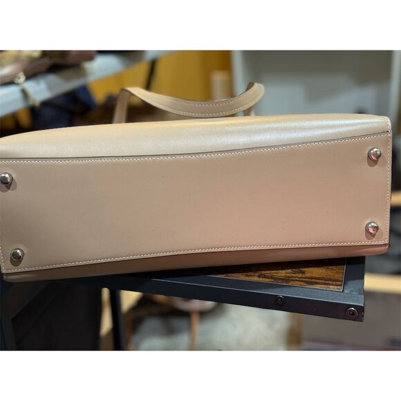 Coach Nina Tote Bag Beige Leather - Picture 5 of 14